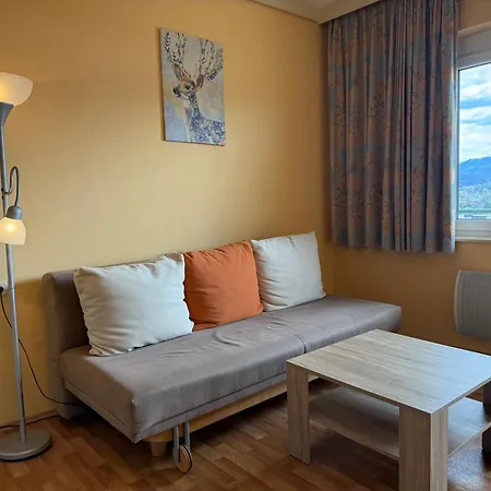 Premium Karawankenblick Lakeview - Free Parking Apartament *